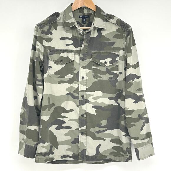 Gap Classic Fit Camo Long Sleeve Button Up Shirt Mens Medium Military Army Green - Picture 2 of 9